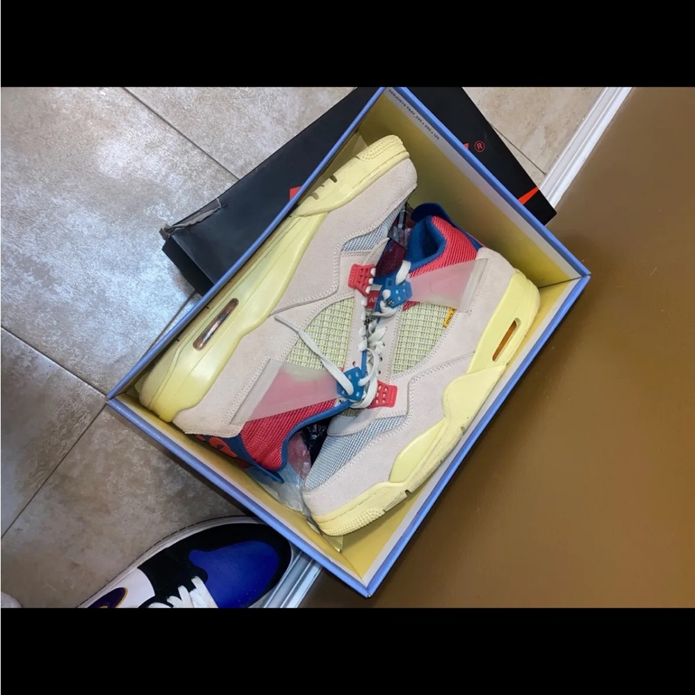 Air Jordan 4 union LA